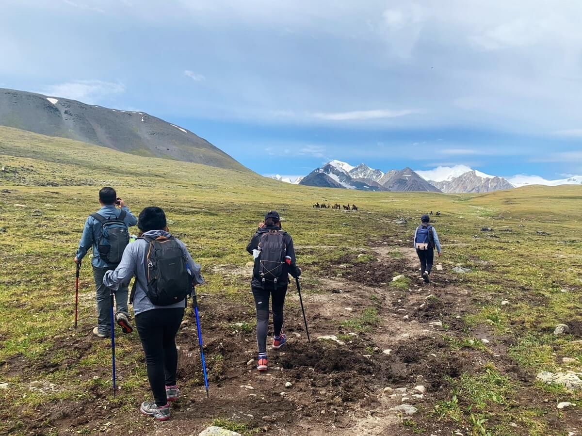 DAY 5 hiking malchin peak